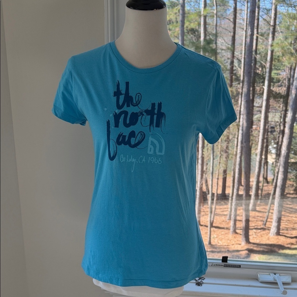 The North Face Women's Aqua Graphic Tee, Medium, VGUC